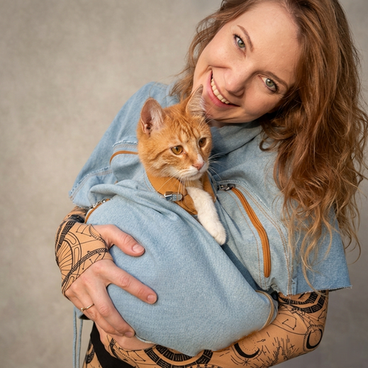 PurrPocket Hoodie – The Ultimate Cat Carrying Sweatshirt