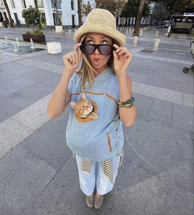 PurrPocket Hoodie – The Ultimate Cat Carrying Sweatshirt